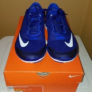 Nike FS Lite Run 2 Sneakers